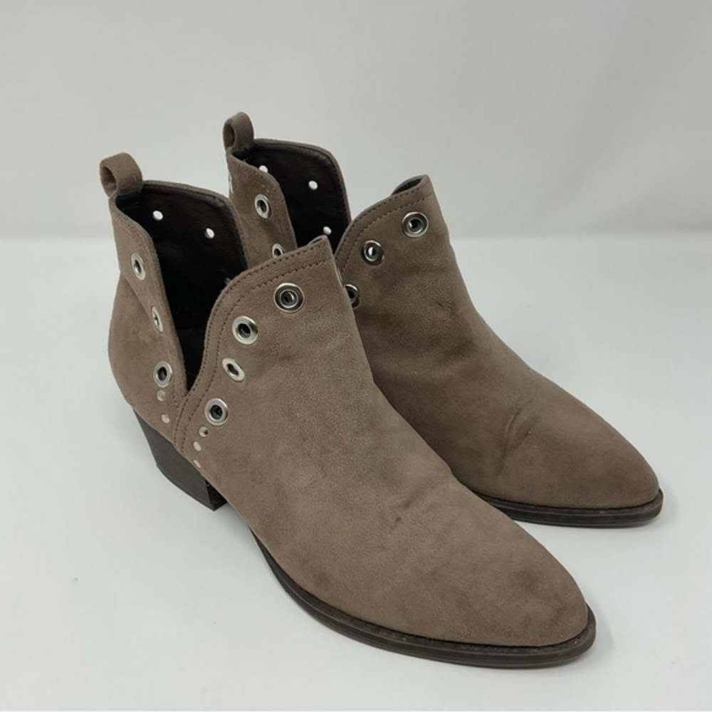CL by Laundry Catt Bootie Boots Taupe Color Size 7